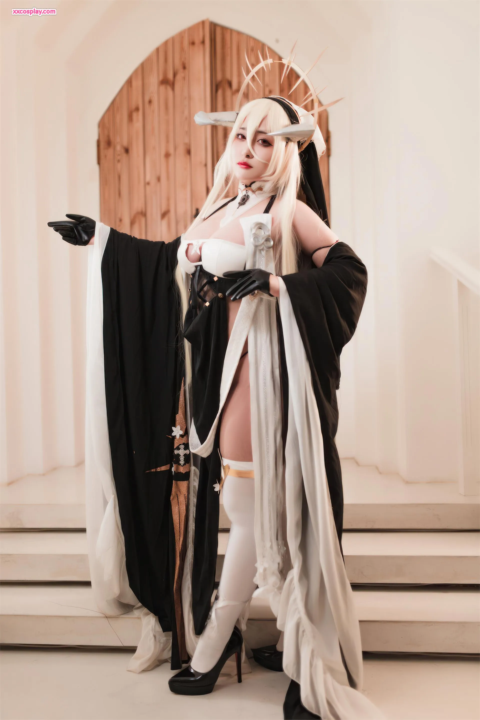 LoLiSAMA – Azur Lane Yuanchou Cosplay